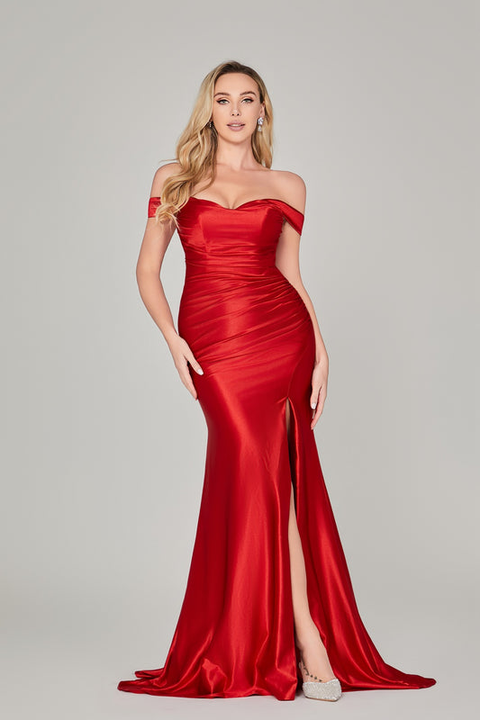 Staple Strapless Mermaid Gown with Dramatic Train 32838