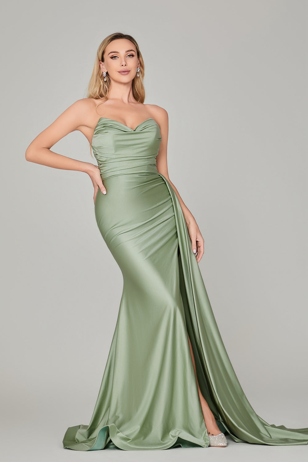 Chic Strapless Satin Dress with Waist Sash: Wholesale Elegance 32852
