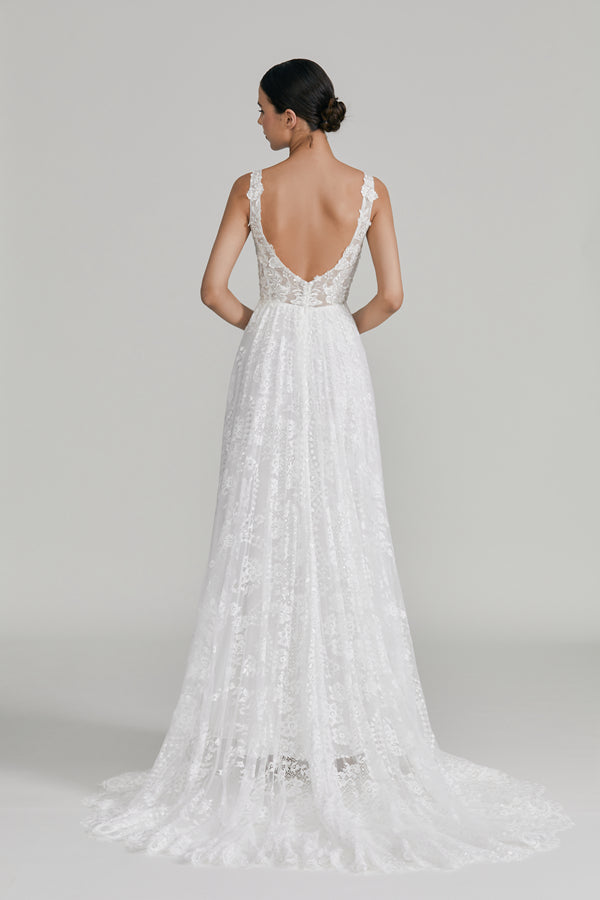 Timeless Romance Wholesale Lace Train Wedding Gown 32642