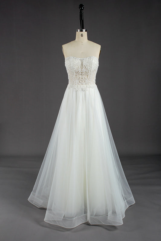 Enchanting Allure Wholesale Lace Strapless Wedding Gown with Sheer Tulle Skirt KT1301