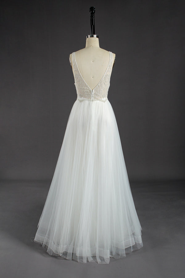 Lace Wedding Gown with Tulle Ballgown Skirt  Description KT1302