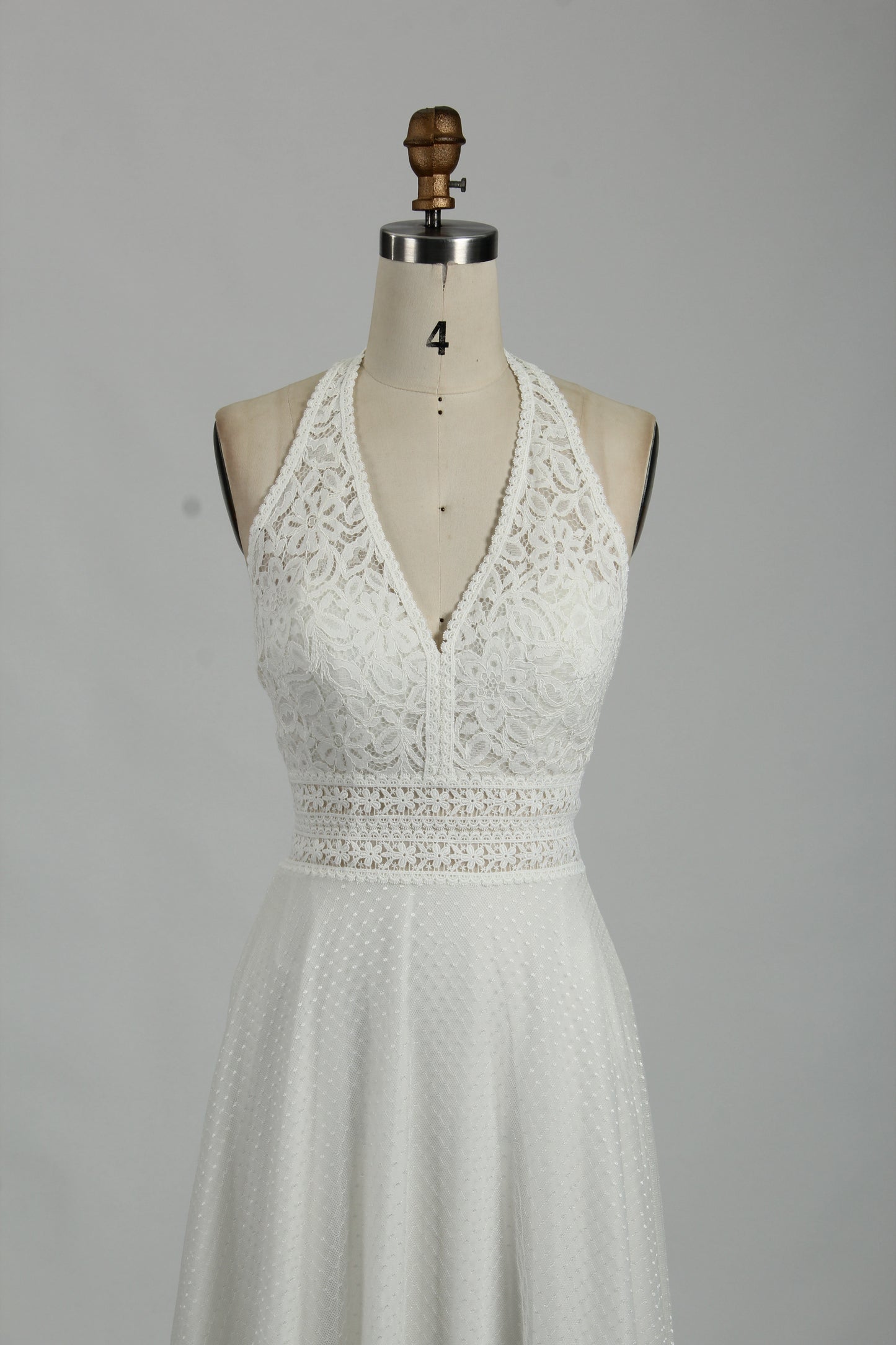 Exquisite Plus Size Wedding Gown with Petal Details 32846