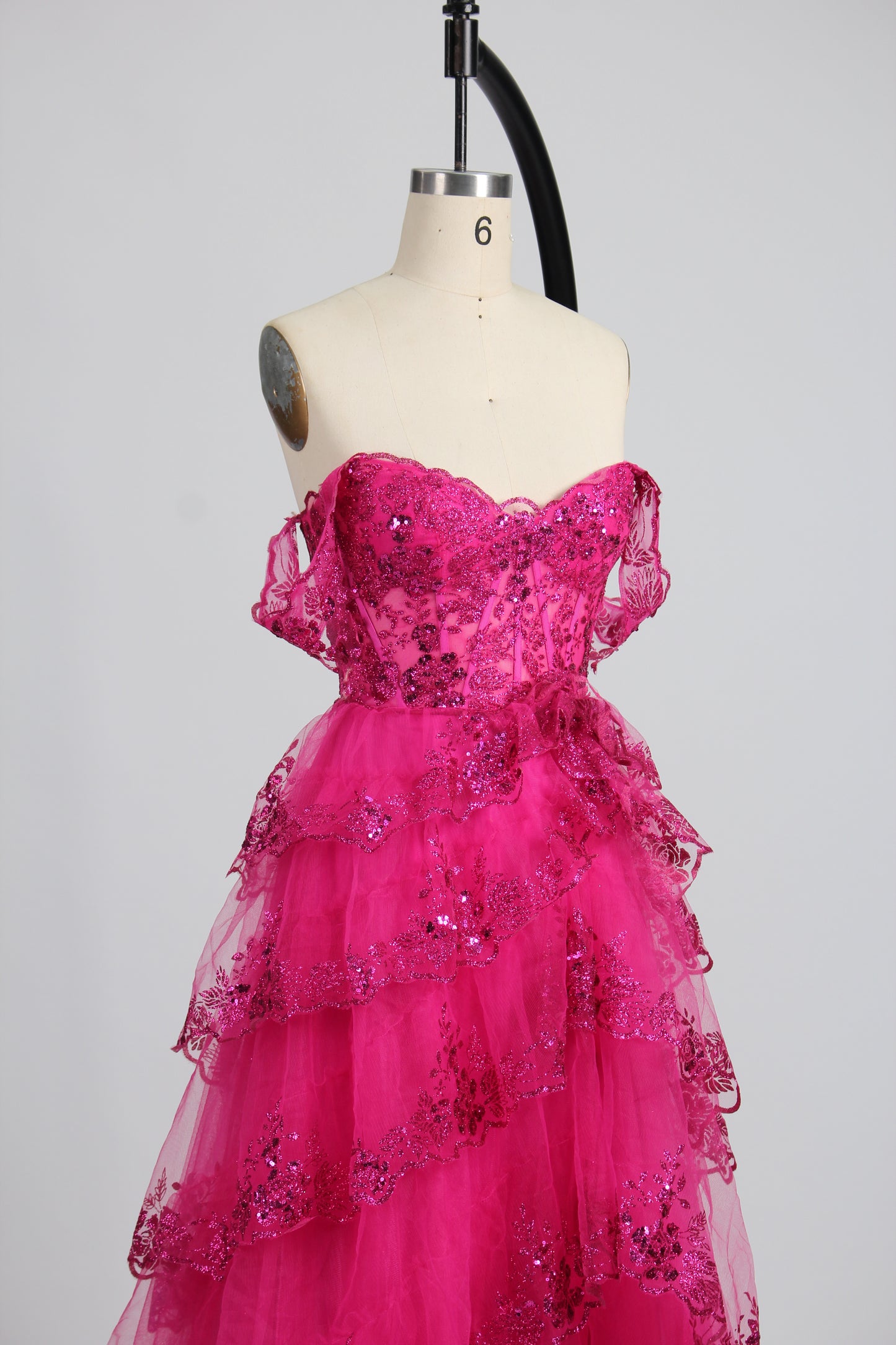 Enchanting Ombre Sparkle Unveiling the Magic of Gradient Glitter Prom Dresses D-101